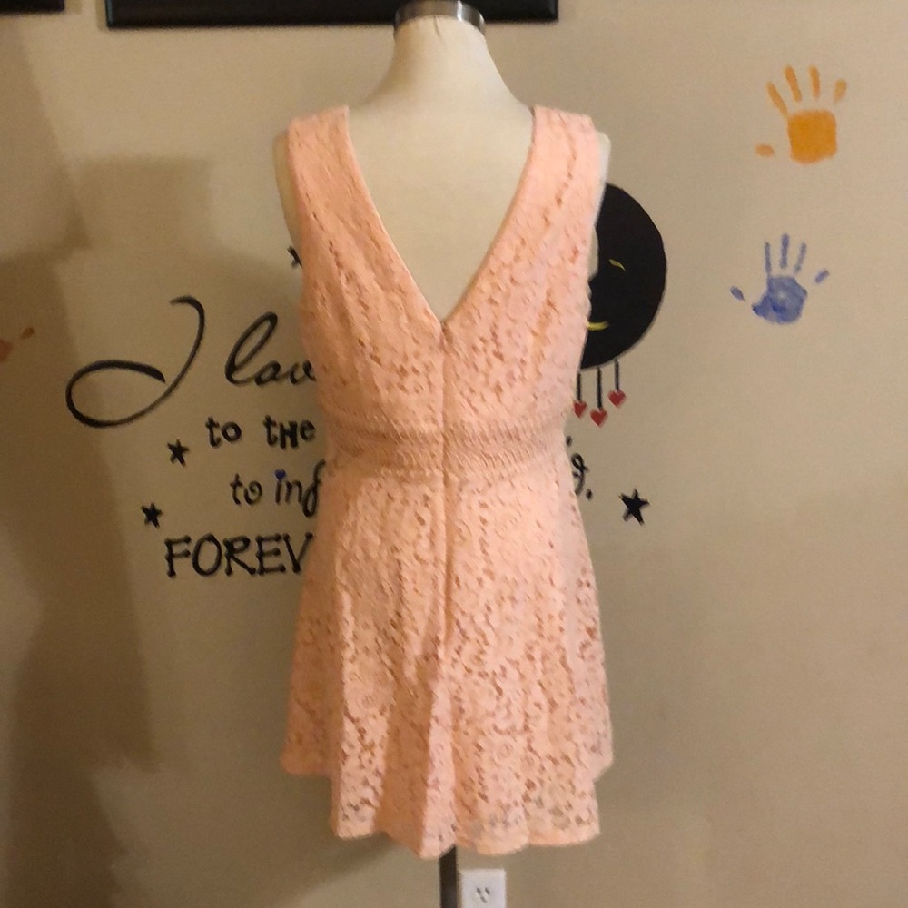 Francescas Sleeveless Dress - Picture 4 of 5